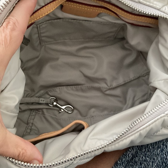 Lovely MZ Wallace quilted Madison handbag./French grey color/very good condn - Picture 9 of 17